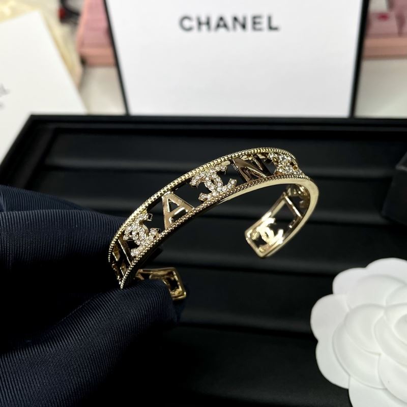 Ch*el rings